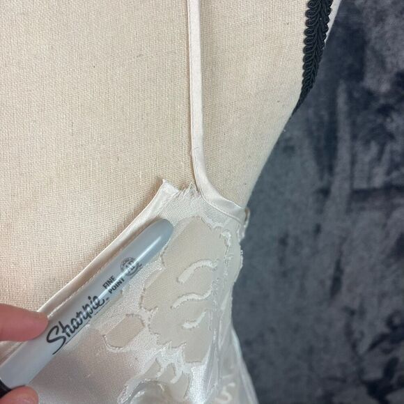 Vtg Victoria's Secret Long Front Slit Sheer Floral Sleeveless Nightgown S *Read - Picture 3 of 14